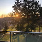 Bergzeit Mit Sauna Und Pool Apartmán *