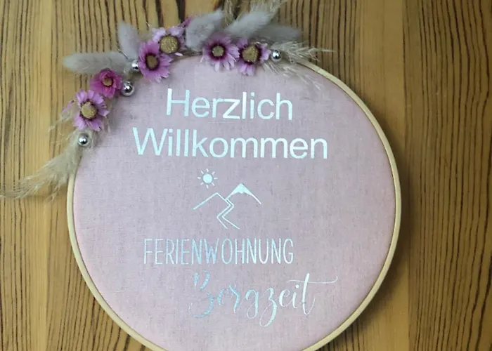 Bergzeit Mit Sauna Und Pool Appartement *